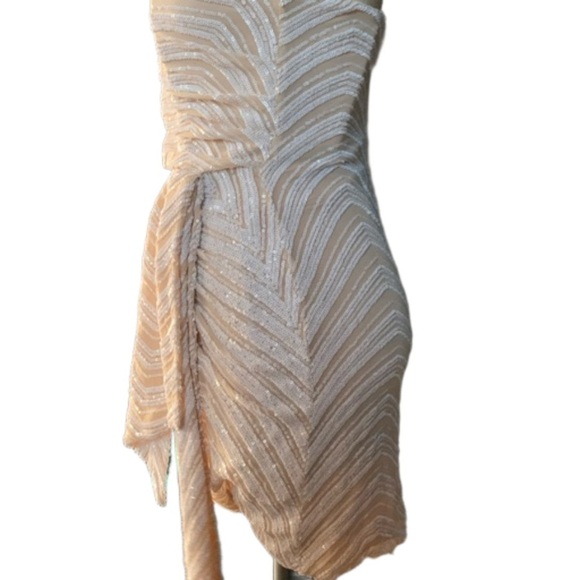 Nookie Zahara Sleeveless Sequin Ivory Mini Dress Womens Size Large - Picture 4 of 10